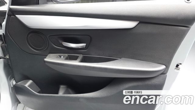 BMW 2-Series 2016 — photo 14