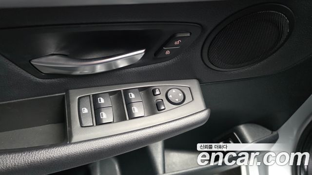 BMW 2-Series 2016 — photo 30