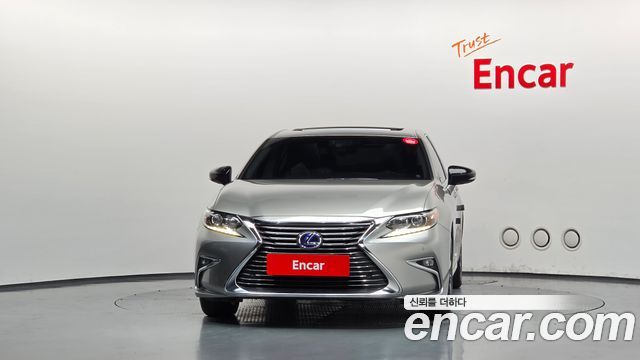 Lexus ES 2017 — photo 3