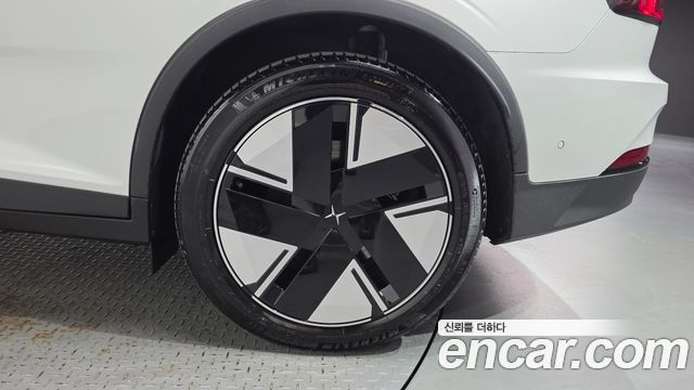 Polestar Polestar 2 2025 — photo 7
