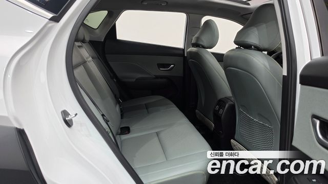Hyundai Kona 2023 — photo 12