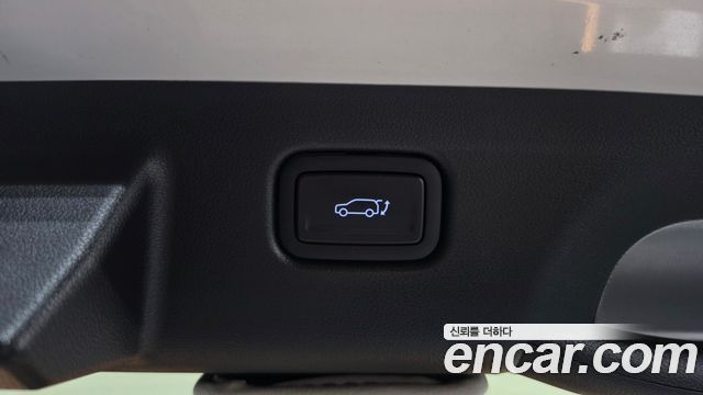 Hyundai Kona 2023 — photo 19