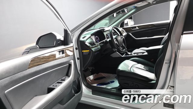 Hyundai Sonata 2016 — photo 13