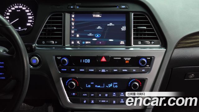 Hyundai Sonata 2016 — photo 20