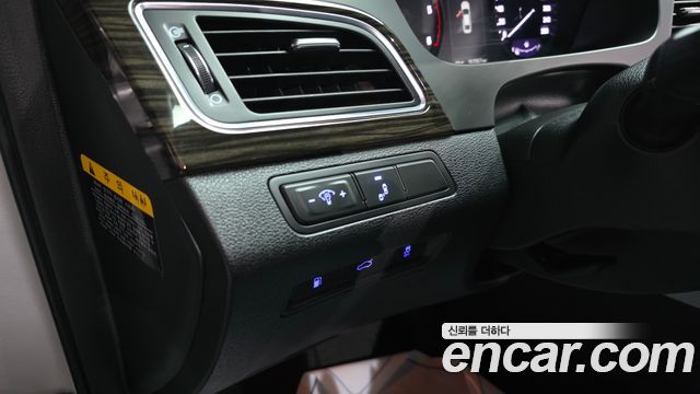 Hyundai Sonata 2016 — photo 28