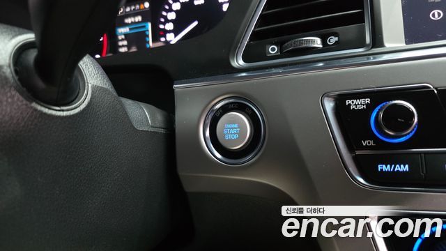 Hyundai Sonata 2016 — photo 29