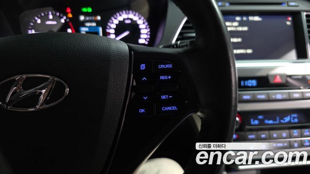 Hyundai Sonata 2016 — photo 30