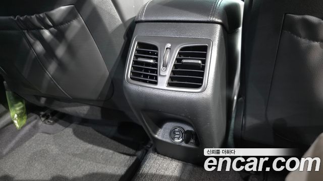 Hyundai Sonata 2016 — photo 32