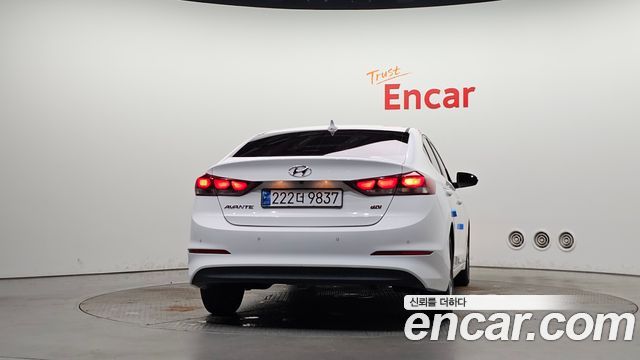 Hyundai AVANTE 2016 — photo 4