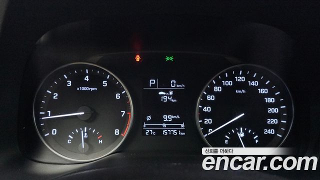 Hyundai AVANTE 2016 — photo 8