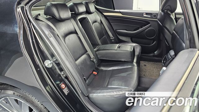 Kia K7 2015 — photo 17