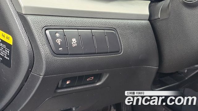 Kia K7 2015 — photo 22