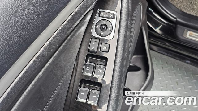 Kia K7 2015 — photo 23