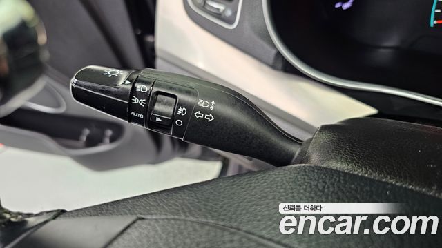 Kia K7 2015 — photo 24