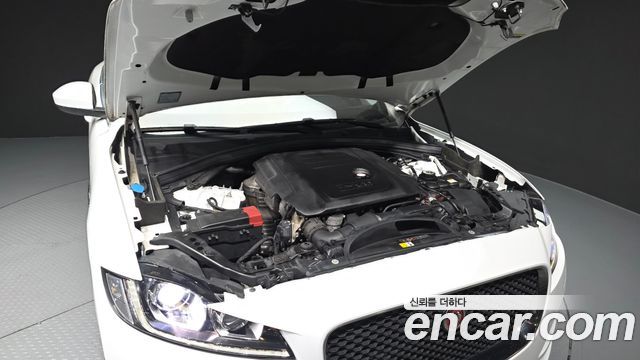 Jaguar F-PACE 2018 — photo 6