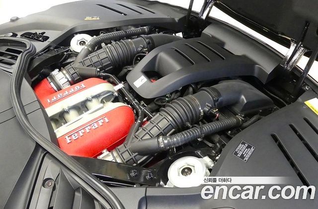 Ferrari Purosangue 2024 — photo 6