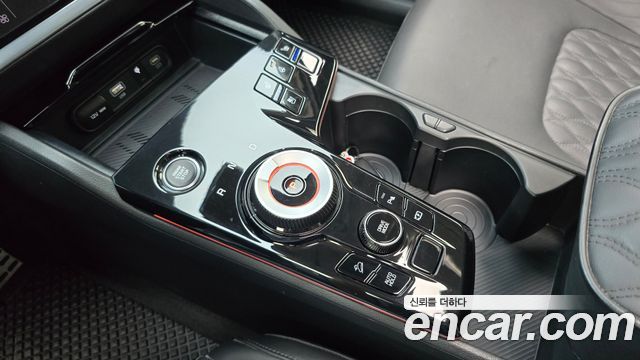 Kia Sportage 2023 — photo 11