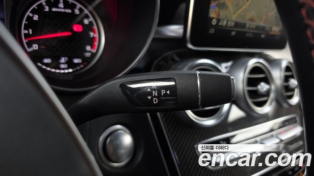 Mercedes-Benz C-Class 2018 — photo 12