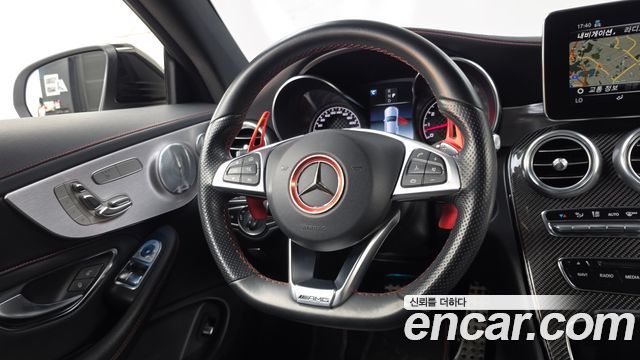 Mercedes-Benz C-Class 2018 — photo 19