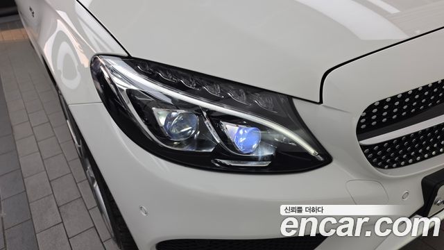 Mercedes-Benz C-Class 2018 — photo 8