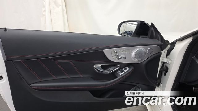 Mercedes-Benz C-Class 2018 — photo 14