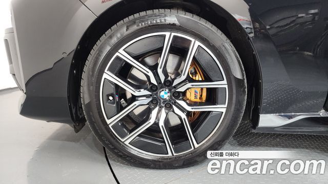BMW i7 2023 — photo 5