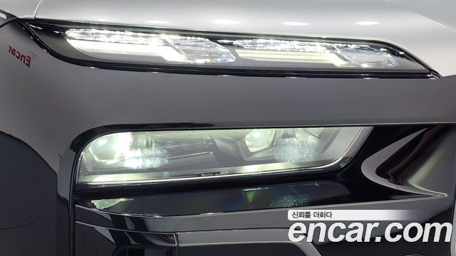 BMW i7 2023 — photo 8