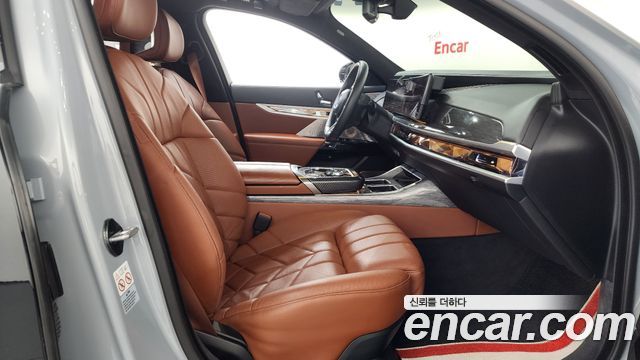 BMW i7 2023 — photo 16