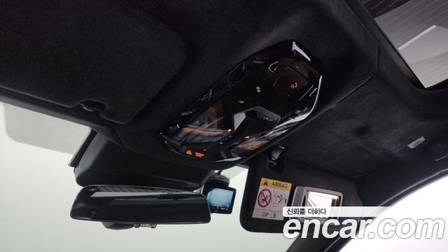 BMW i7 2023 — photo 29