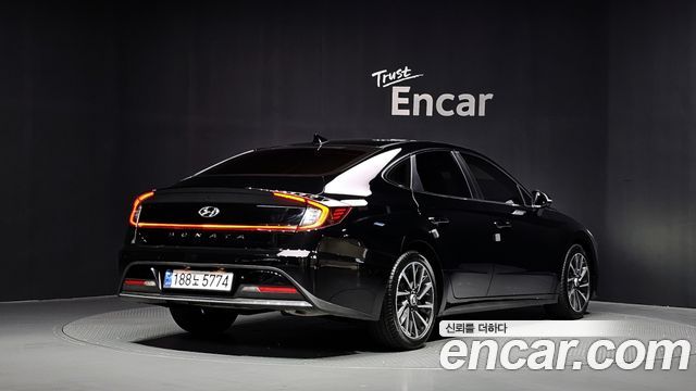 Hyundai Sonata 2023 — photo 2