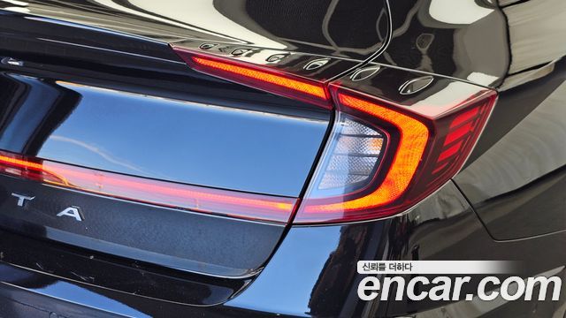 Hyundai Sonata 2023 — photo 9