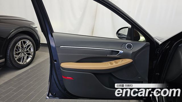 Hyundai Sonata 2023 — photo 14