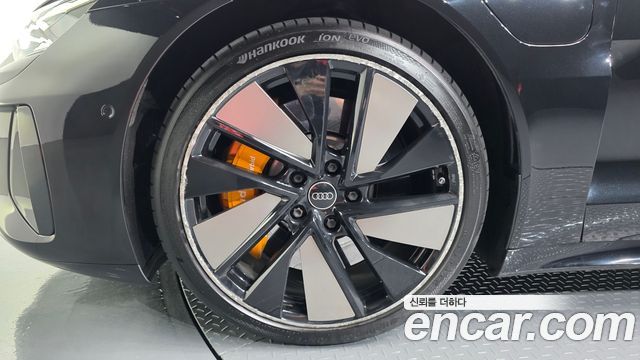 Audi e-tron GT 2022 — photo 5