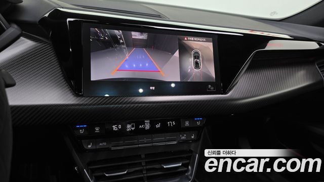 Audi e-tron GT 2022 — photo 23