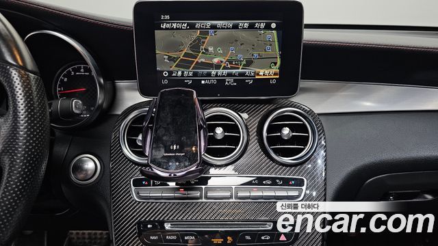 Mercedes-Benz GLC-Class 2017 — photo 14