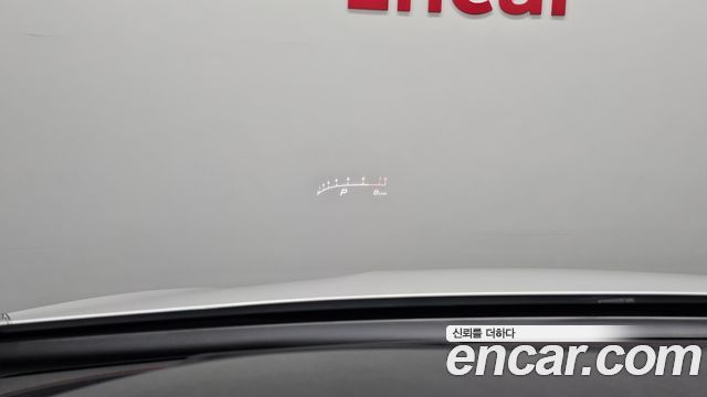 Mercedes-Benz GLC-Class 2017 — photo 17
