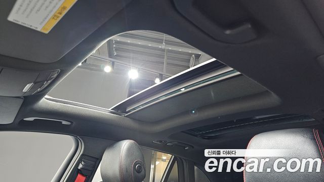 Mercedes-Benz GLC-Class 2017 — photo 19