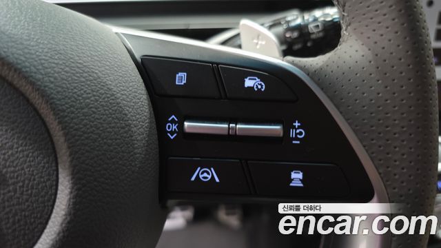 Hyundai Staria 2025 — photo 18
