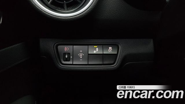 Kia K3 2022 — photo 19