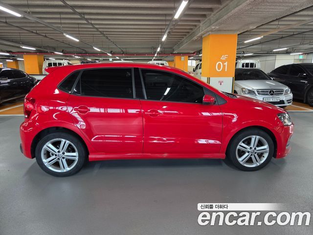Volkswagen Polo 2014 — photo 2