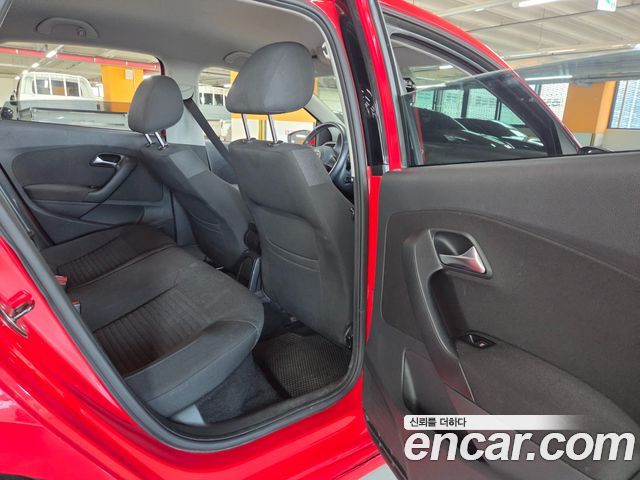 Volkswagen Polo 2014 — photo 8