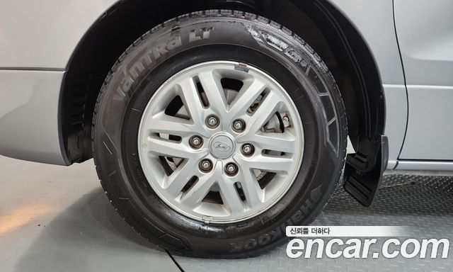 Hyundai Starex 2017 — photo 5