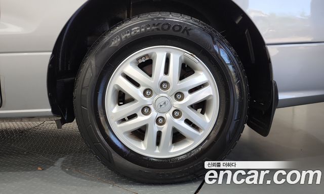 Hyundai Starex 2017 — photo 7
