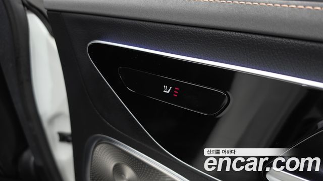 Mercedes-Benz EQE 2023 — photo 21