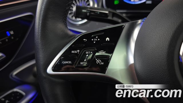 Mercedes-Benz EQE 2023 — photo 24