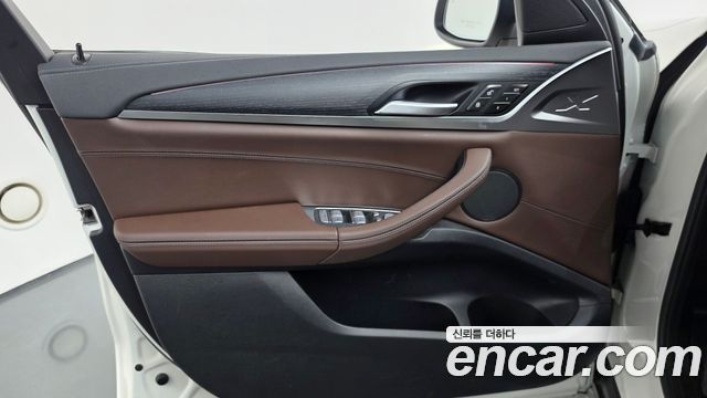 BMW X4 2023 — photo 29