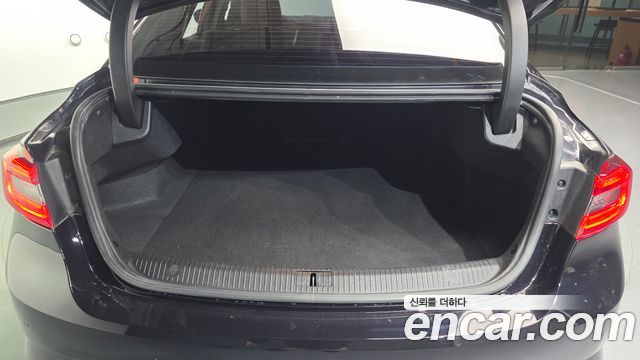 Renault Korea SM6 2019 — photo 20