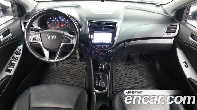 Hyundai Accent 2016 — photo 10