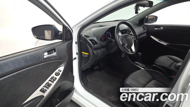 Hyundai Accent 2016 — photo 13