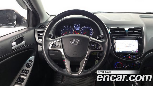 Hyundai Accent 2016 — photo 19